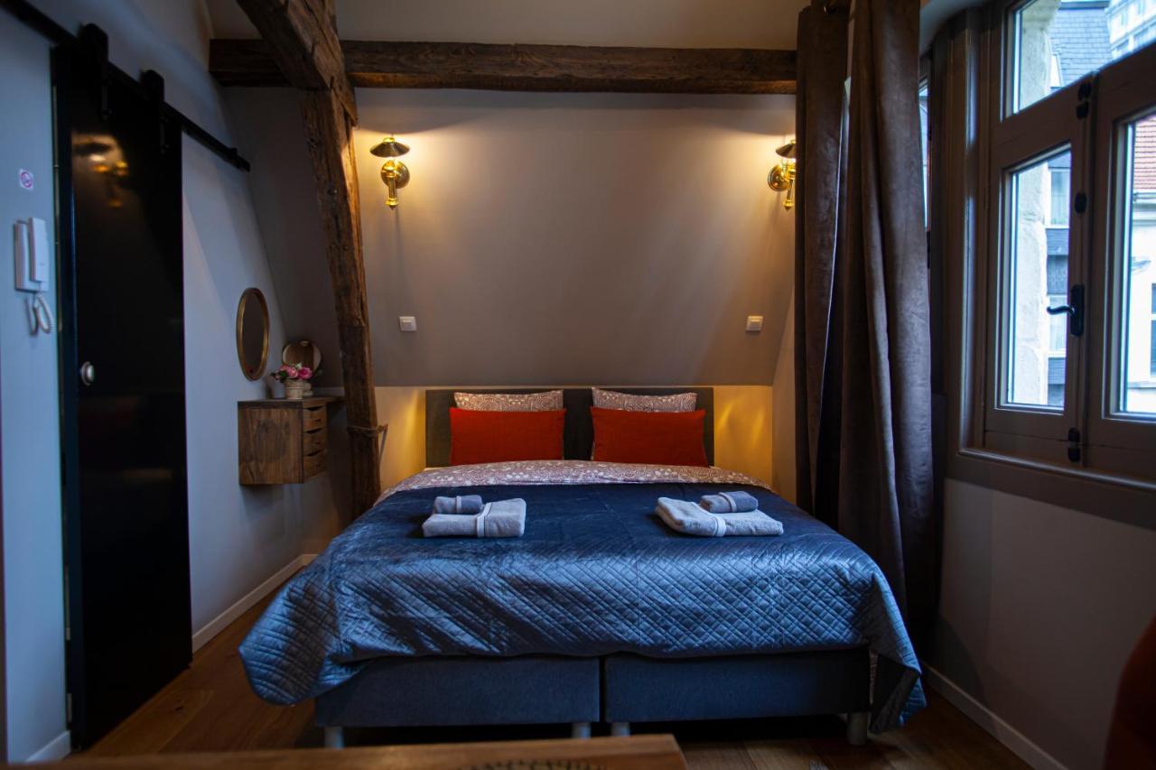 Luxury Suites Meir By Rikas Hotels Antwerpen Exteriör bild