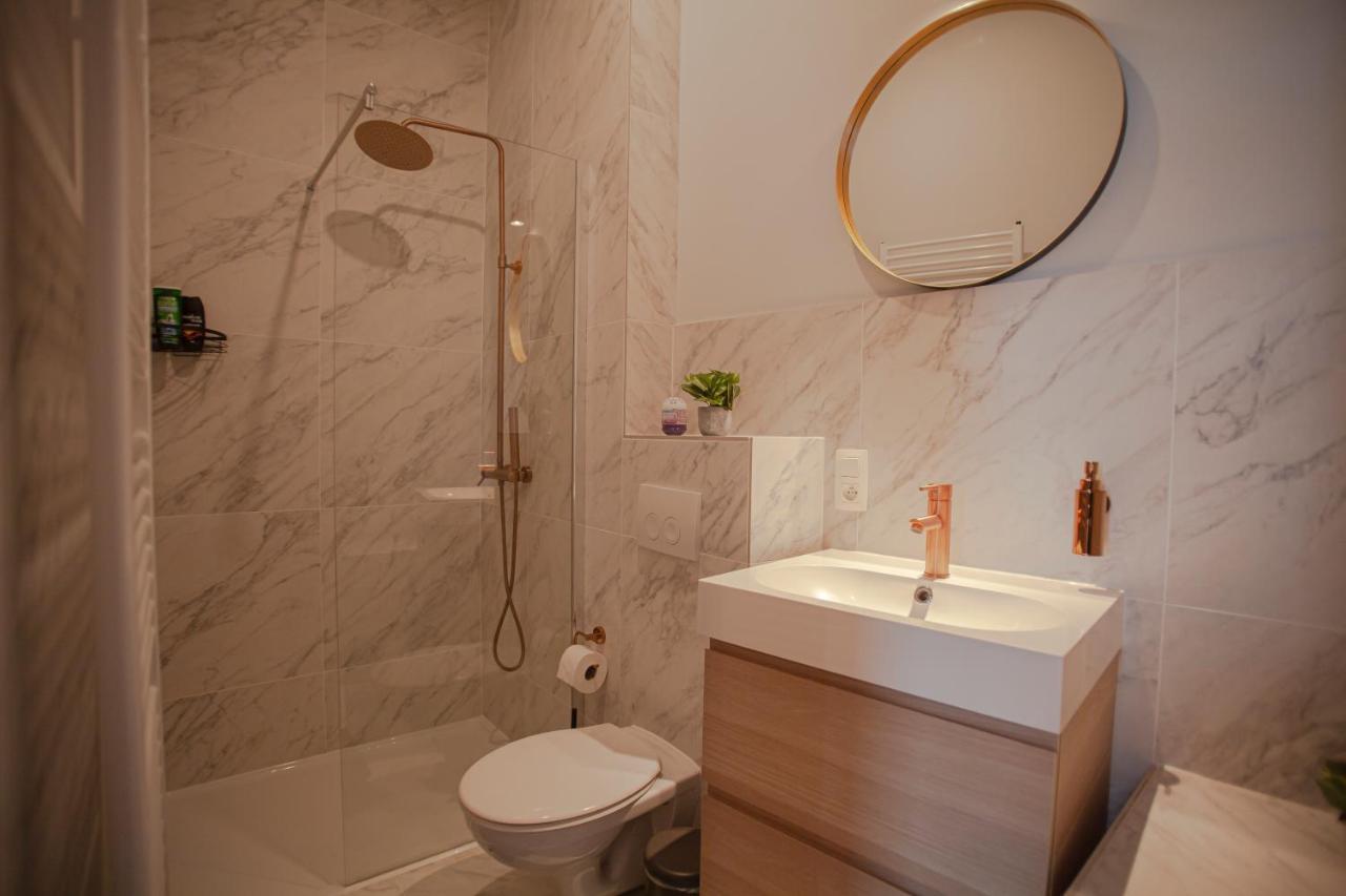Luxury Suites Meir By Rikas Hotels Antwerpen Exteriör bild